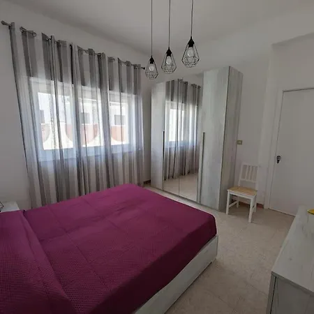 Casa-torre Dell'orso-parcheggio In Proprieta. Holiday home *